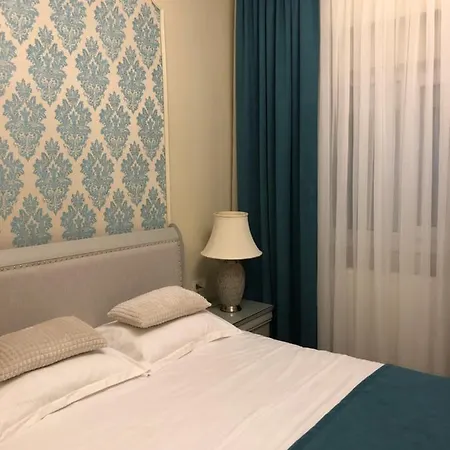 Apartment Topaz 2 *